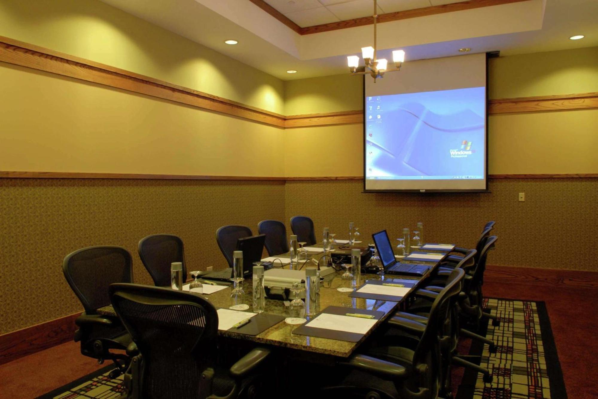 Doubletree By Hilton Libertyville-Mundelein Εξωτερικό φωτογραφία