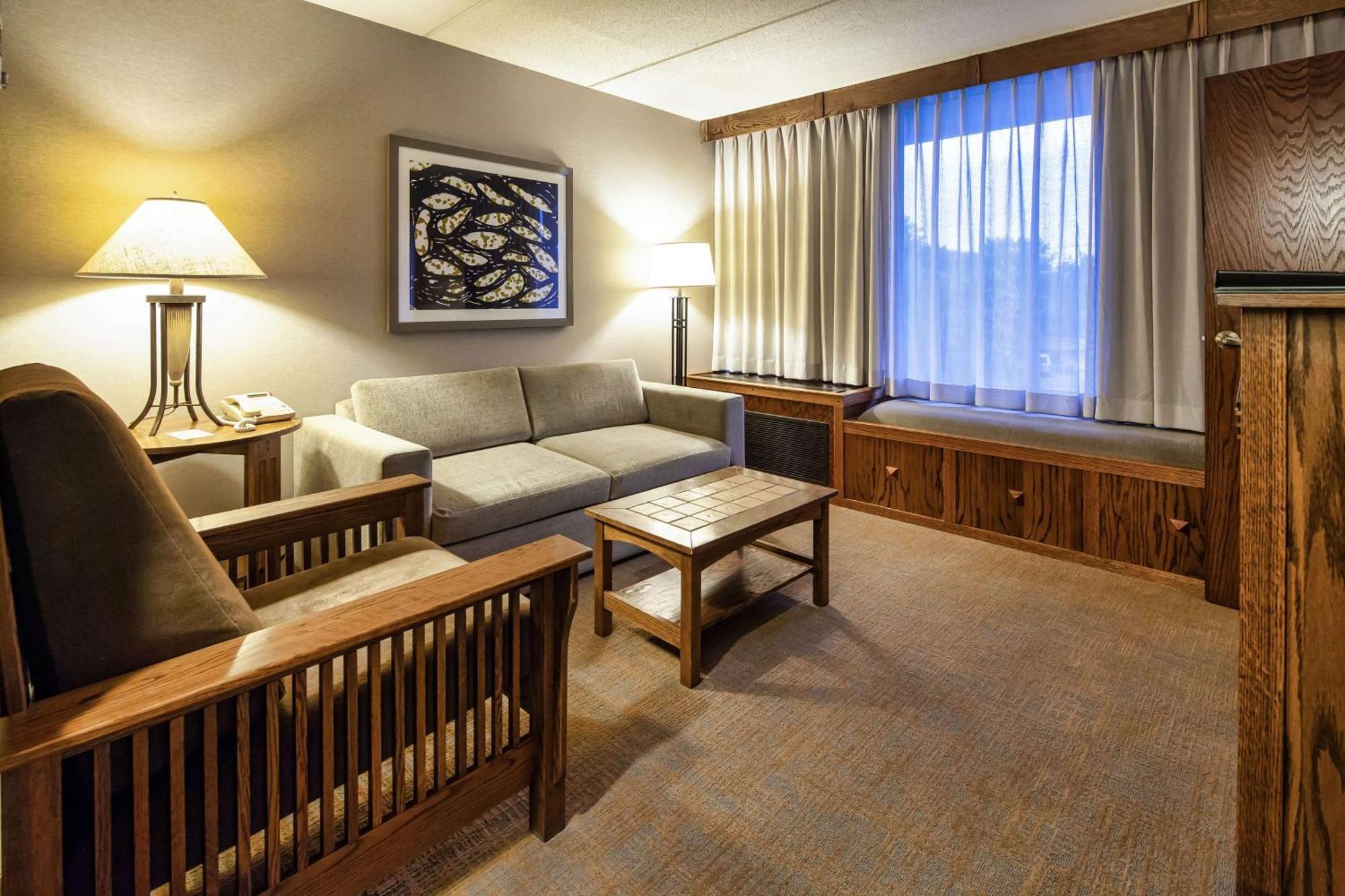 Doubletree By Hilton Libertyville-Mundelein Εξωτερικό φωτογραφία