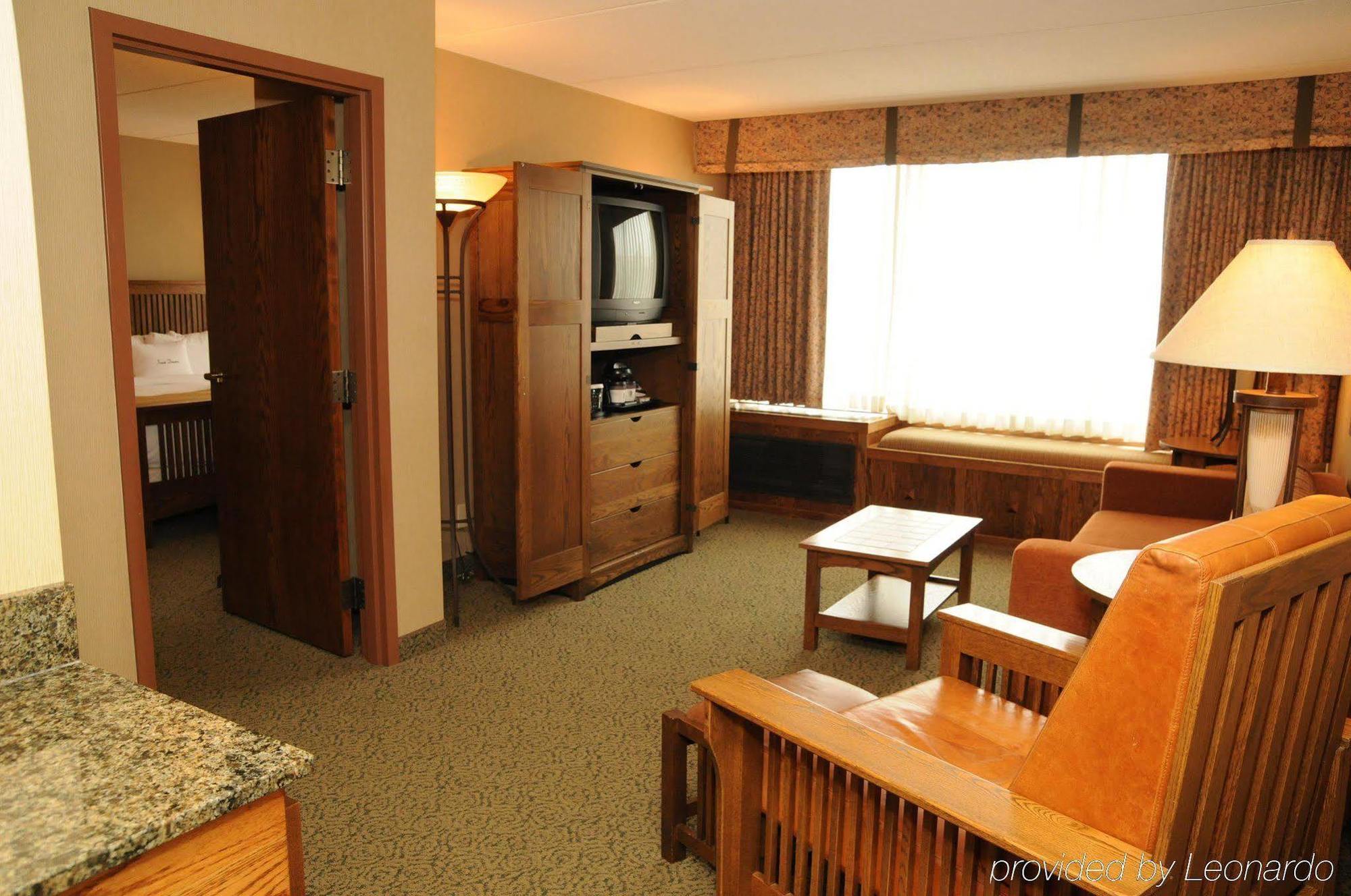 Doubletree By Hilton Libertyville-Mundelein Εξωτερικό φωτογραφία
