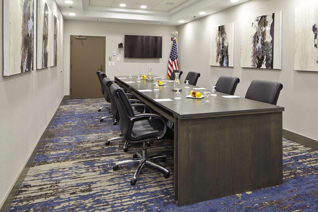 Doubletree By Hilton Libertyville-Mundelein Ανέσεις φωτογραφία