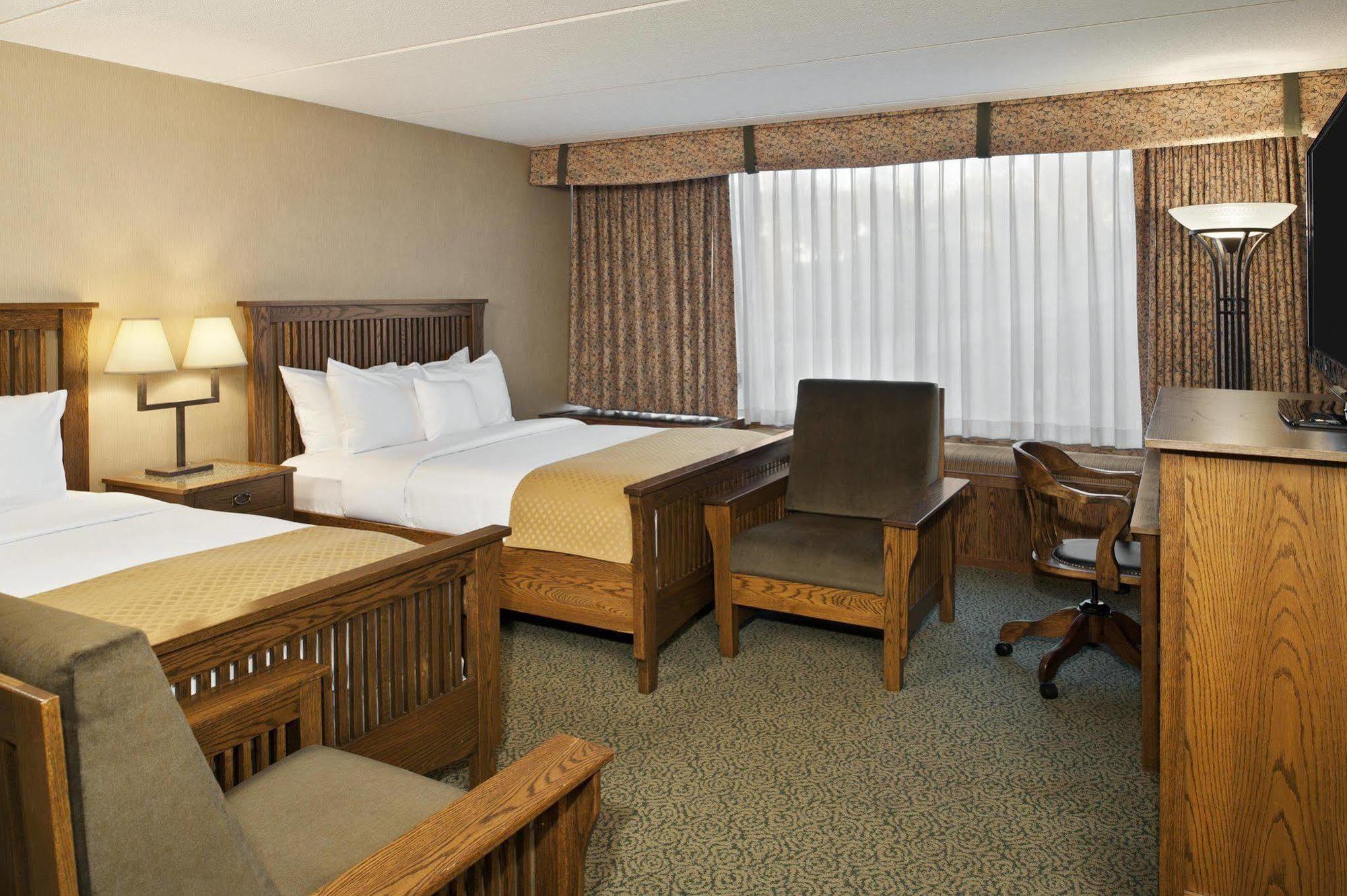 Doubletree By Hilton Libertyville-Mundelein Δωμάτιο φωτογραφία
