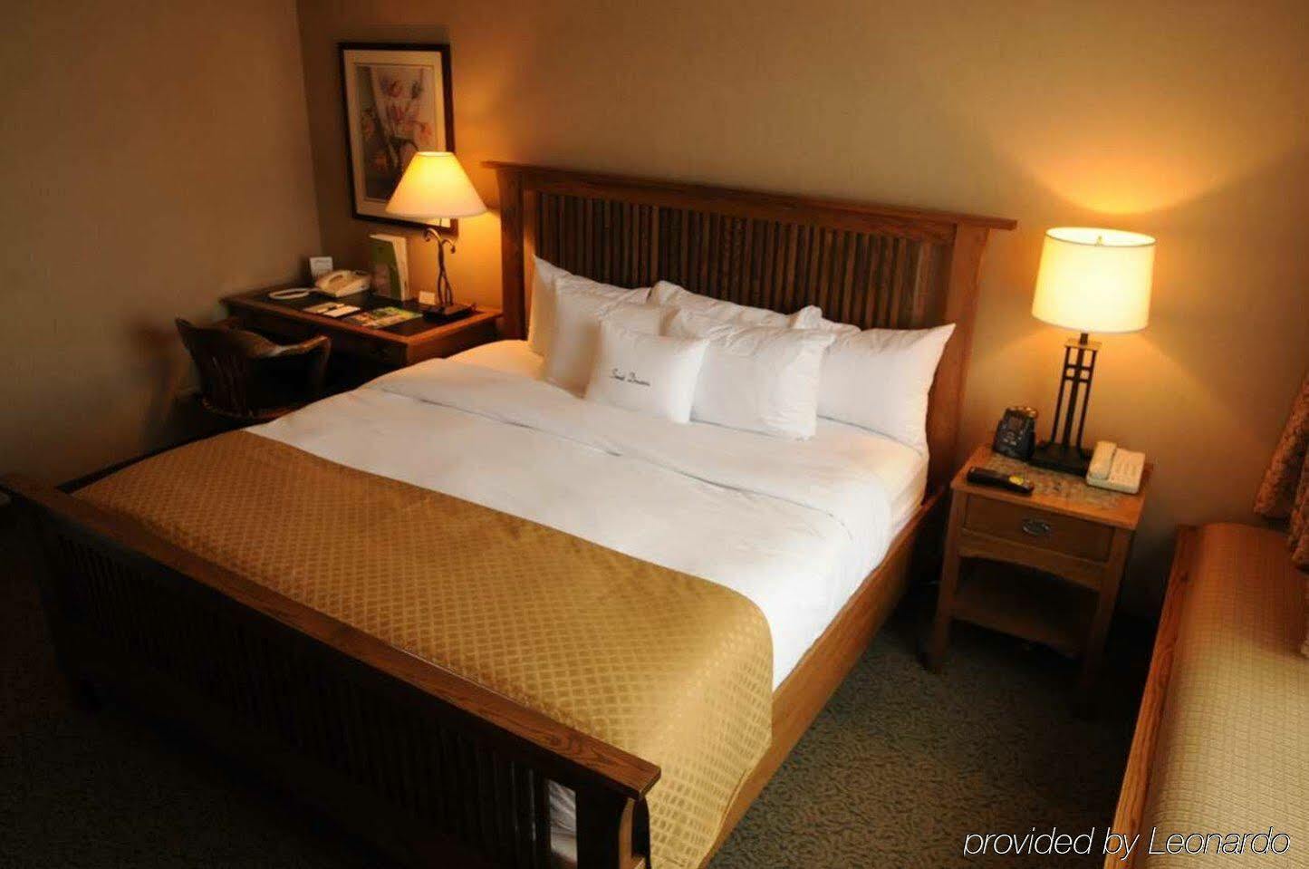 Doubletree By Hilton Libertyville-Mundelein Εξωτερικό φωτογραφία